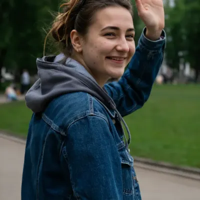Саша, 25